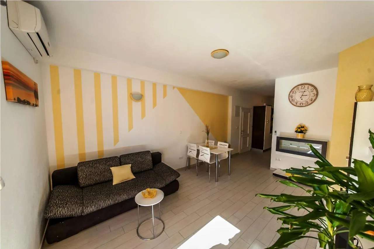 شقة Apartmani Vice بيوغْغاد نا موغو